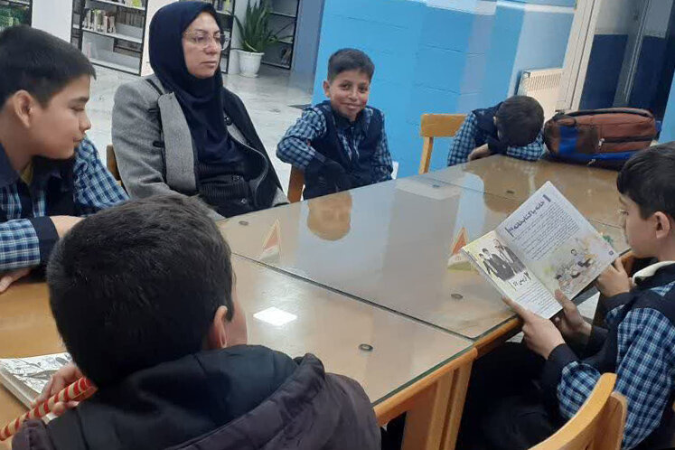 میزبانی از اقشار مختلف در کتابخانههای عمومی استان مرکزی