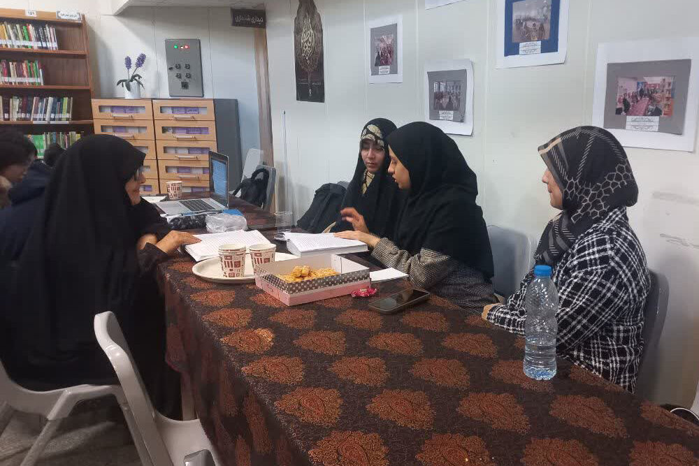 خلاقیت، مطالعه و قصه‌های انقلاب در کتابخانه‌های استان مرکزی