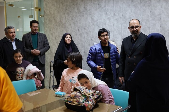 مدیران حوزه کتاب و نشر کشور از کتابخانه مرکزی ارومیه بازدید کردند
