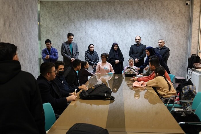 مدیران حوزه کتاب و نشر کشور از کتابخانه مرکزی ارومیه بازدید کردند