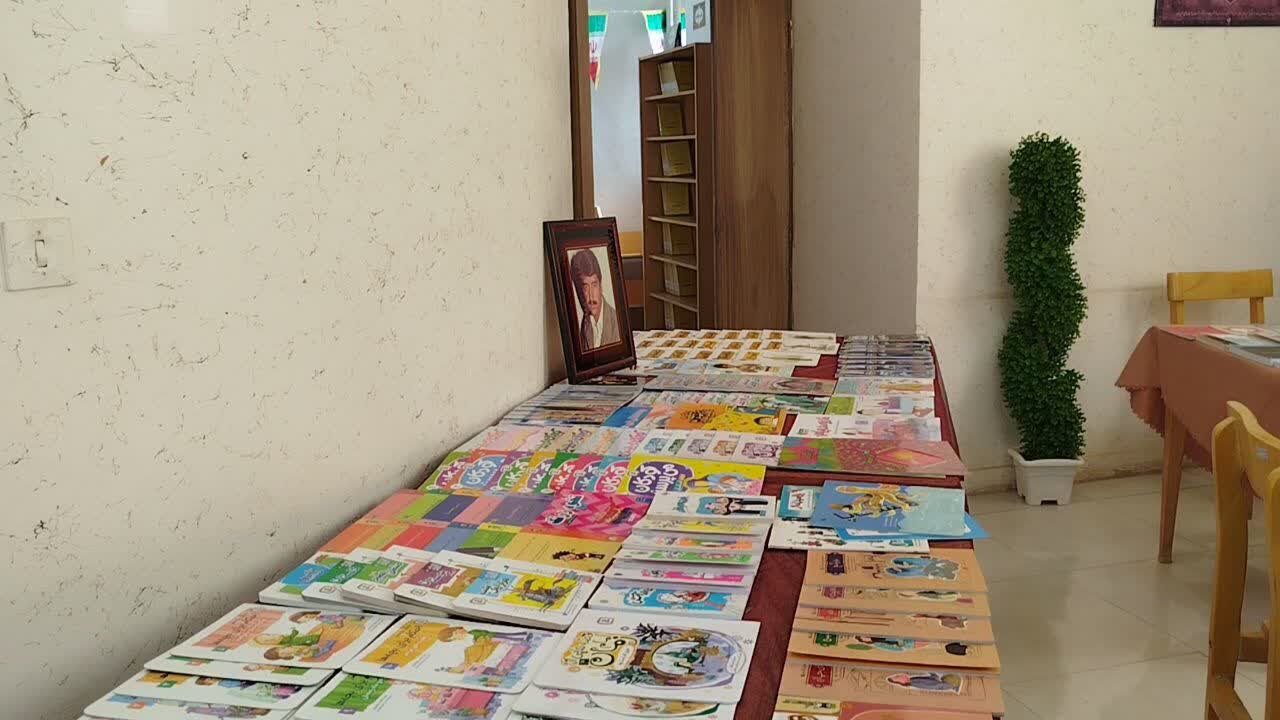 اهداء ۱۱۰ جلد کتاب توسط خیّر نیکاندیش به کتابخانه آوینی کوهپایه
