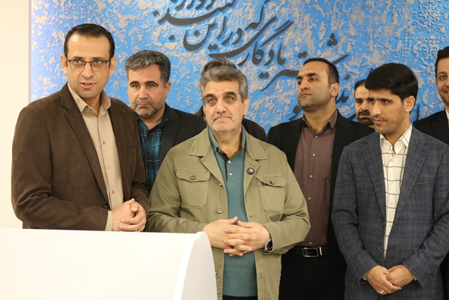 تالار پژوهشگران کتابخانه مرکزی سمنان با حضور استاندار افتتاح شد