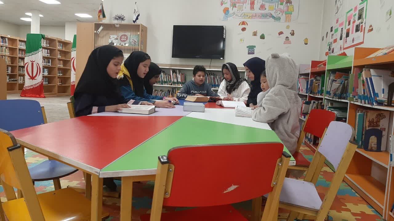 فجر دانایی و آگاهی در کتابخانه‌های عمومی پاکدشت