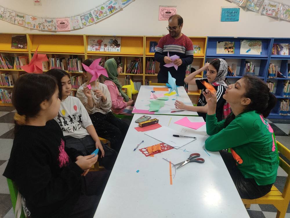 جشنوارهای از کتاب، فرهنگ و حضور در کتابخانههای عمومی قرچک