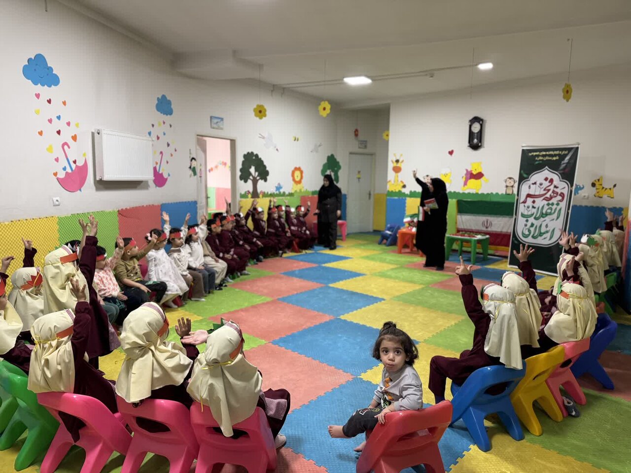 کتابخانه‌های عمومی ملارد  پایگاه تبیین انقلاب اسلامی شدند