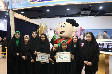 دومین روز غرفه اداره کل کتابخانه‌های عمومی استان خراسان رضوی در نمایشگاه قرآن و عترت مشهد مقدس