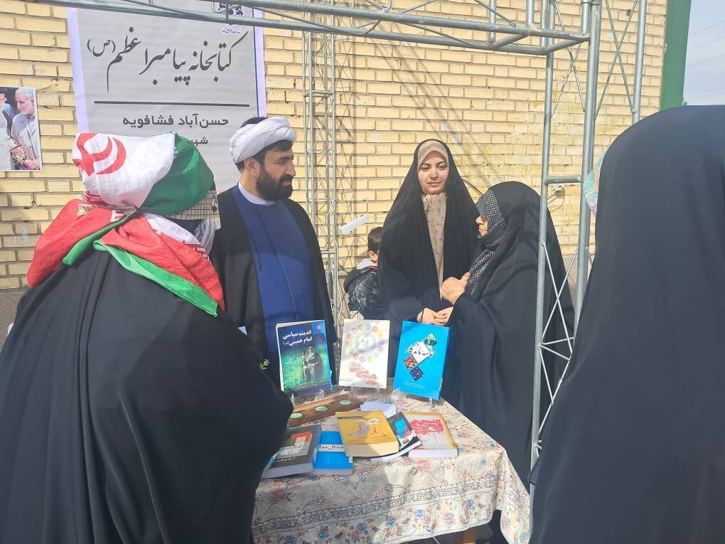 تجلی فجرآفرینی با اجرای سلسله نشست های فرهنگی در کتابخانه های شهرستان ری