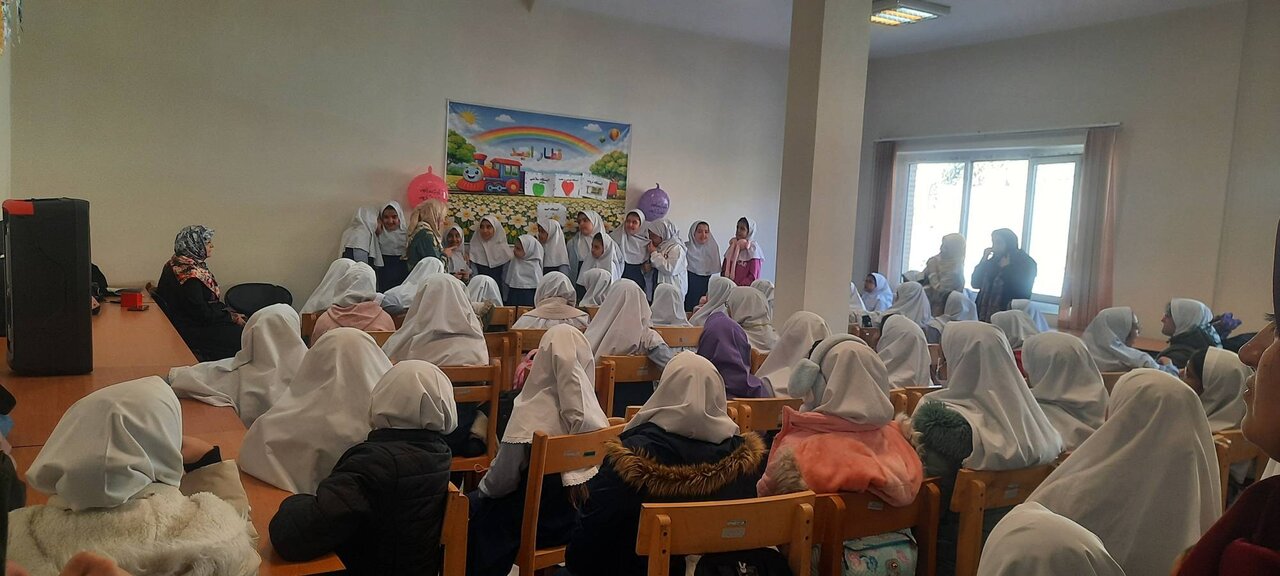 رقابت کودکانه، کتابهای انقلابی و نشاط اجتماعی در کتابخانه های شمیرانات