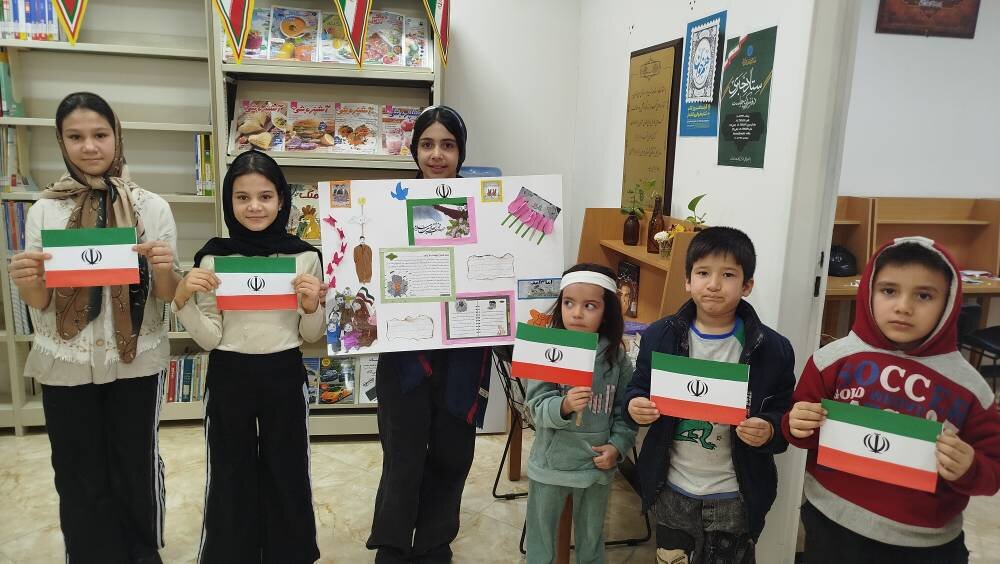 روایت انقلاب با کتاب در کتابخانه های عمومی ورامین