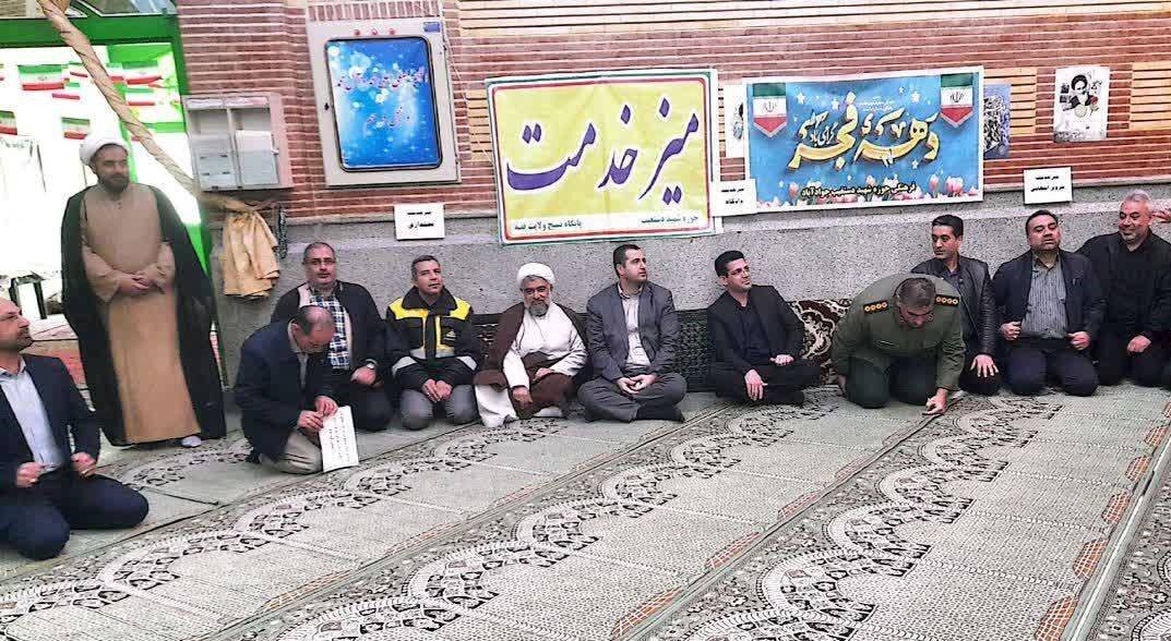 روایت انقلاب با کتاب در کتابخانه های عمومی ورامین