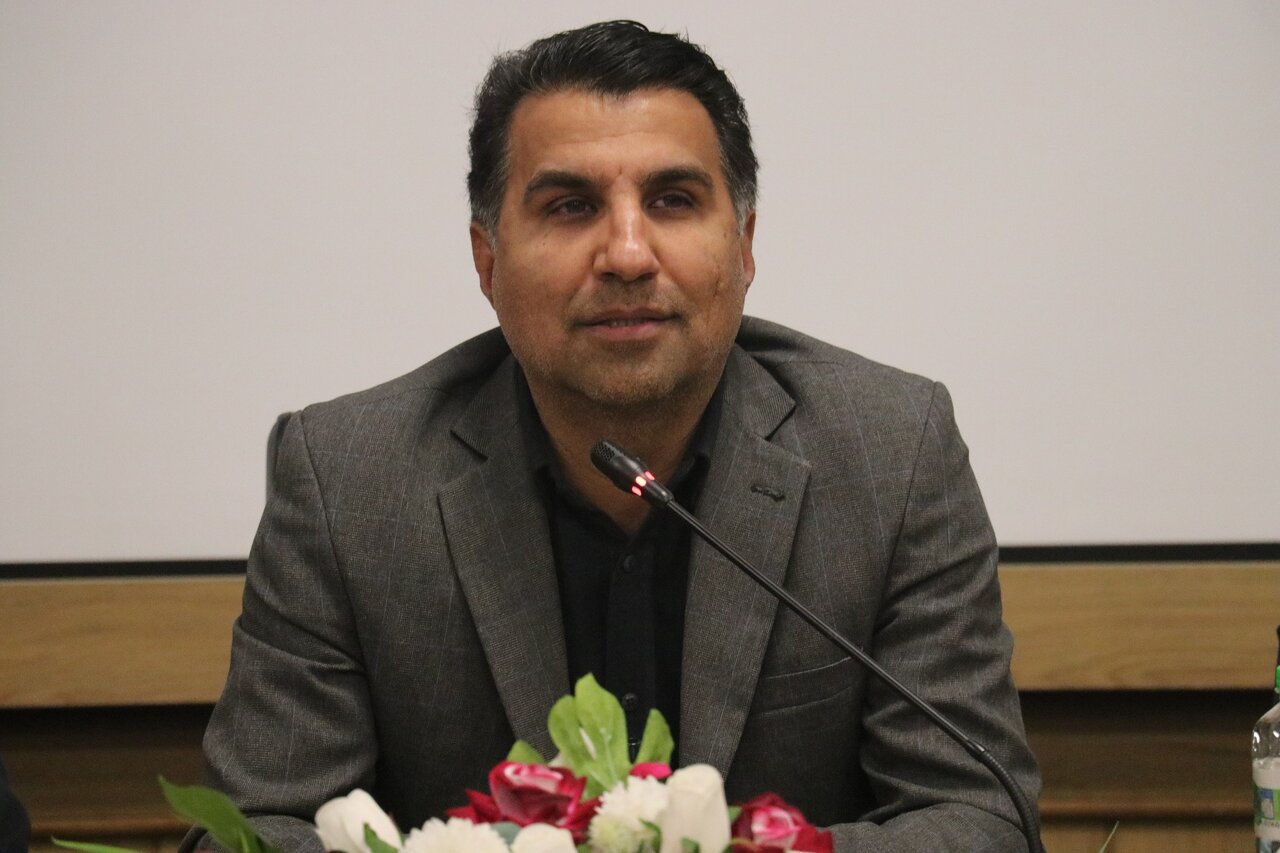 عدالت فرهنگی و ارتقای کارکردهای اجتماعی کتابخانه‌های عمومی ضروری است