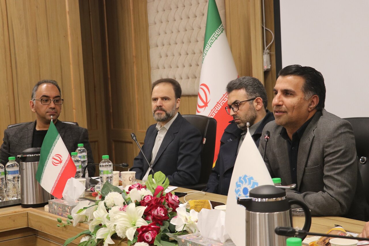 عدالت فرهنگی و ارتقای کارکردهای اجتماعی کتابخانه‌های عمومی ضروری است