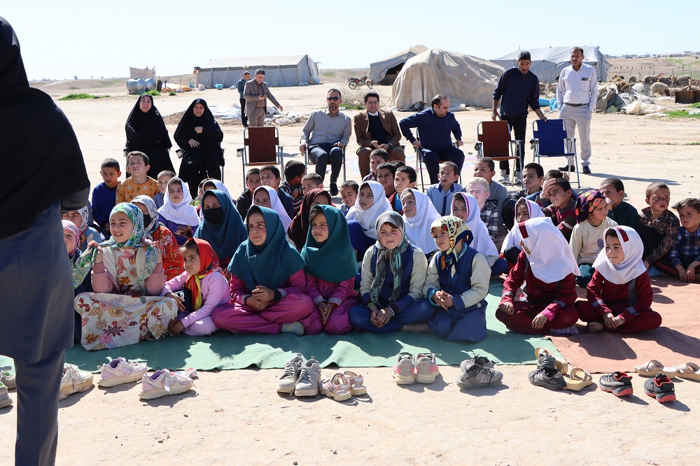 «طعم کتاب با عشایر» در فتحالمبین شوش؛ پیوند فرهنگ مطالعه با زیست بومی