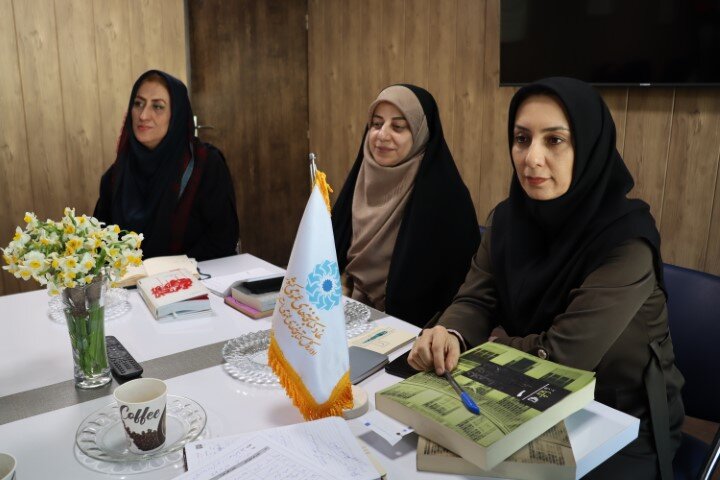 کتابخوانی بانوان