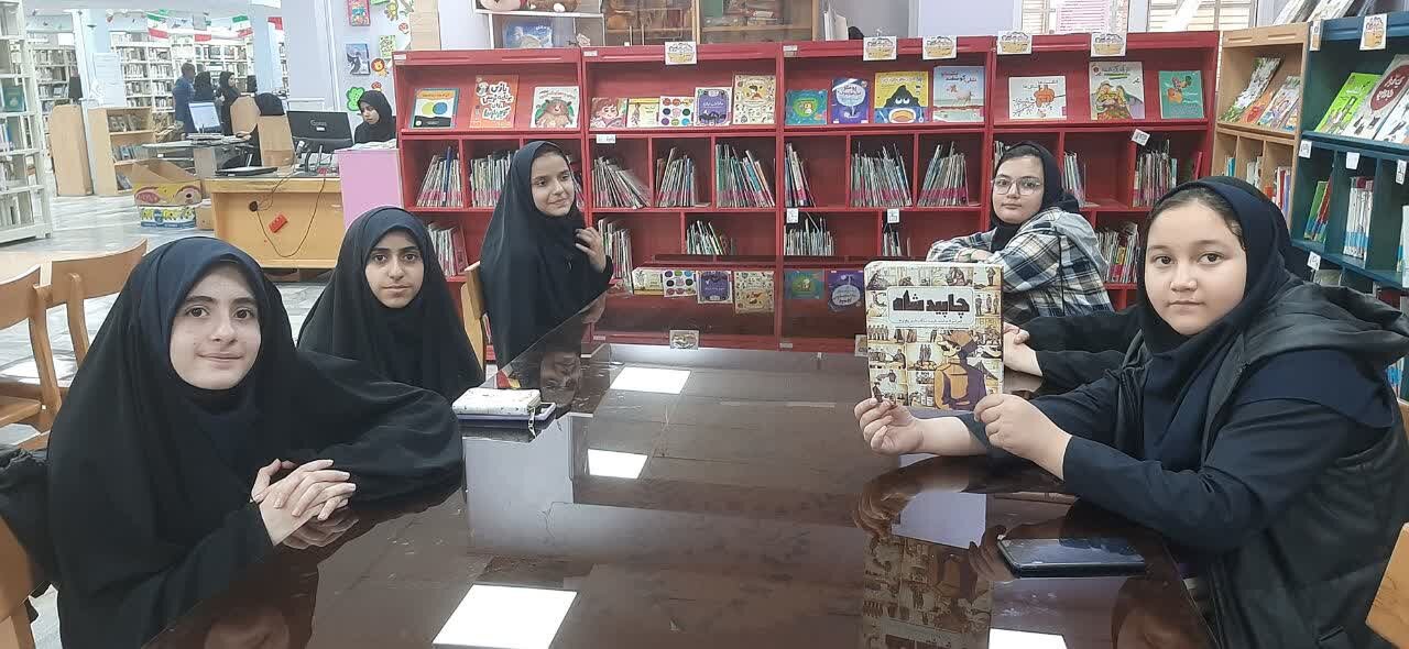 کتابخانه آیت الله خامنه ای میزبان کودکان و نوجوانان شد