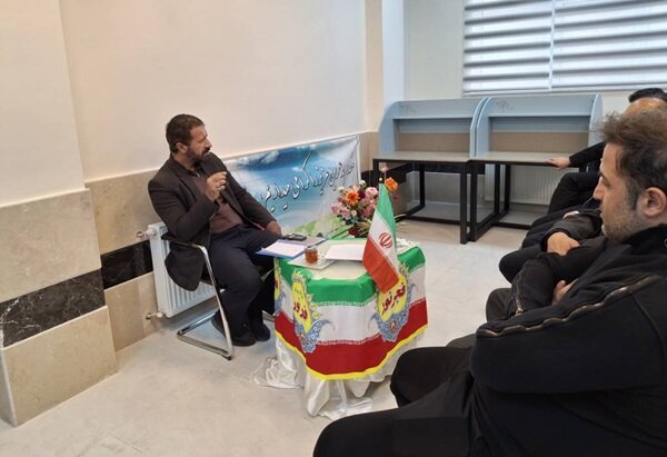 نشست «روایتگری انقلاب اسلامی» در فرخشهر برگزار شد