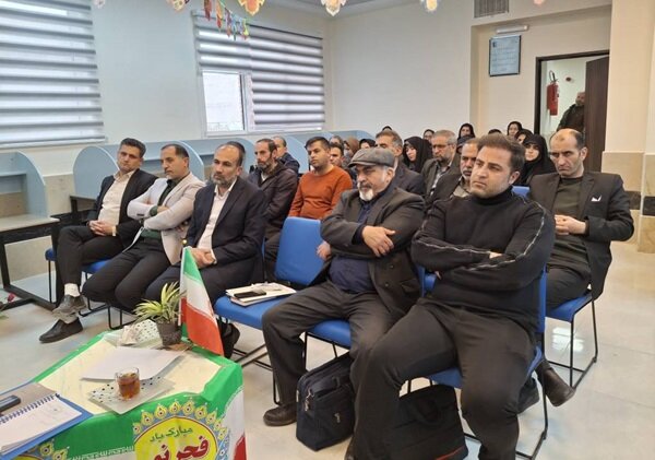 نشست «روایتگری انقلاب اسلامی» در فرخشهر برگزار شد