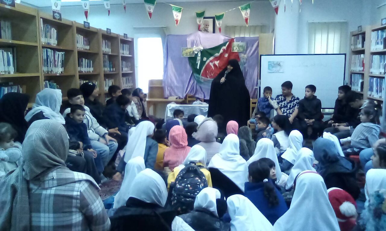 بازخوانی مفاهیم انقلاب اسلامی در کتابخانههای پردیس