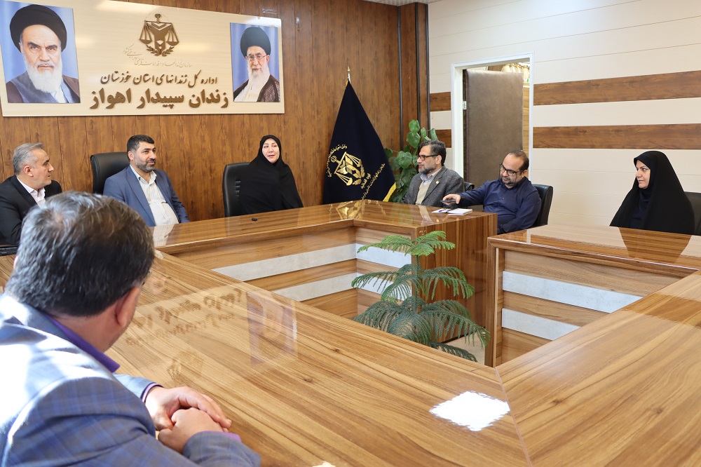 امضای تفاهم‌نامه همکاری اداره‌کل کتابخانه‌های عمومی و زندان‌های خوزستان با تمرکز بر توانمندسازی فرهنگی زندانیان و خانواده‌ها