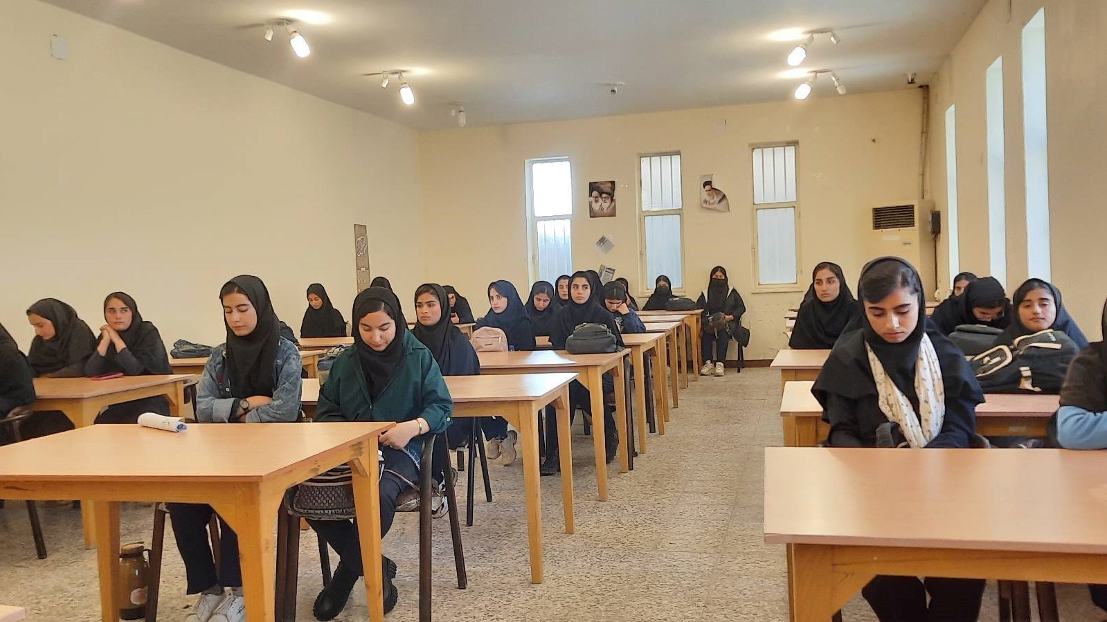 کارگاه آموزشی «اهمیت و تأثیر نماز در زندگی» در کتابخانه فردوسی اندیکا برگزار شد