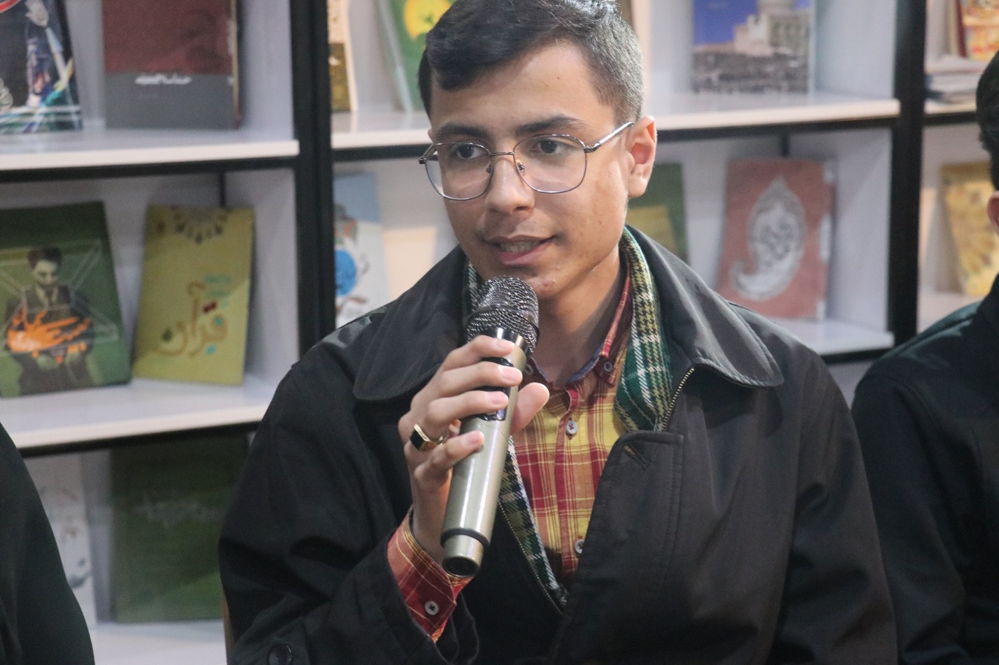 «خلوت انس»؛ ضیافت شعر آیینی در نوزدهمین نمایشگاه بینالمللی قرآن و عترت مشهد