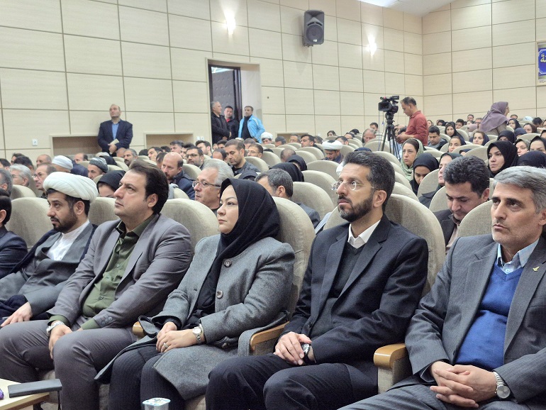 تقدیر از اداره‌کل کتابخانه‌های عمومی استان کردستان در حوزه ترویج فرهنگ اقامه نماز