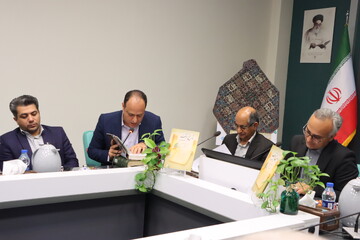 آیین رونمایی از کتاب " تاریخ وقف در شهرستان یزد" در کتابخانه مرکزی یزد برگزار شد