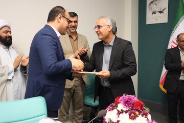 آیین رونمایی از کتاب " تاریخ وقف در شهرستان یزد" در کتابخانه مرکزی یزد برگزار شد