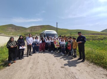 صحبت‌ها و قصه‌های تلخ و شیرین کتابخانه سیار نور بیله‌سوار