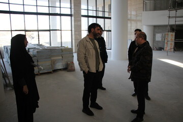 بازدید مدیرکل کتابخانه‌های عمومی استان زنجان از پروژه کتابخانه مرکزی اراک