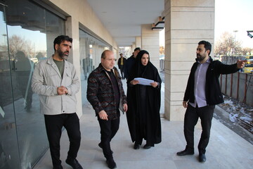 بازدید مدیرکل کتابخانه‌های عمومی استان زنجان از پروژه کتابخانه مرکزی اراک