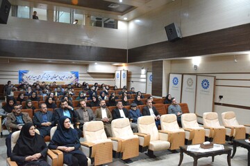 دوره آموزشی اطفای حریق با حضور کارکنان کتابخانه‌های عمومی استان کرمانشاه