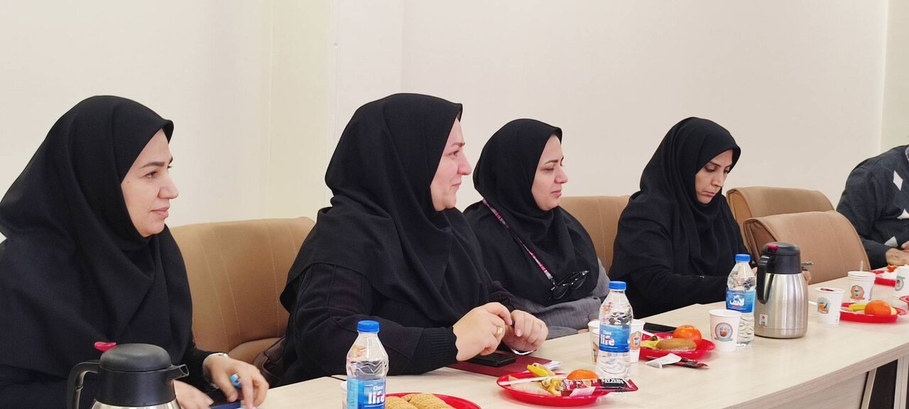 نشست تبادل‌نظر درباره مسائل نوجوانان در حوزه کتابخانه‌های عمومی در تهران برگزار شد