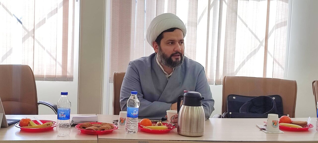 نشست تبادلنظر درباره مسائل نوجوانان در حوزه کتابخانههای عمومی در تهران برگزار شد