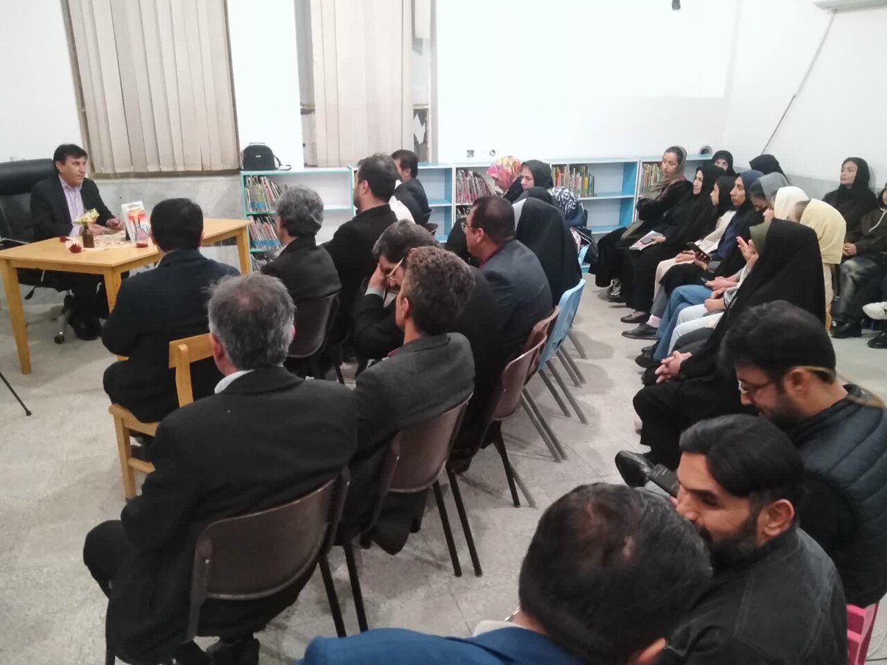 رمانها، آینده فرهنگی جامعه را میسازند