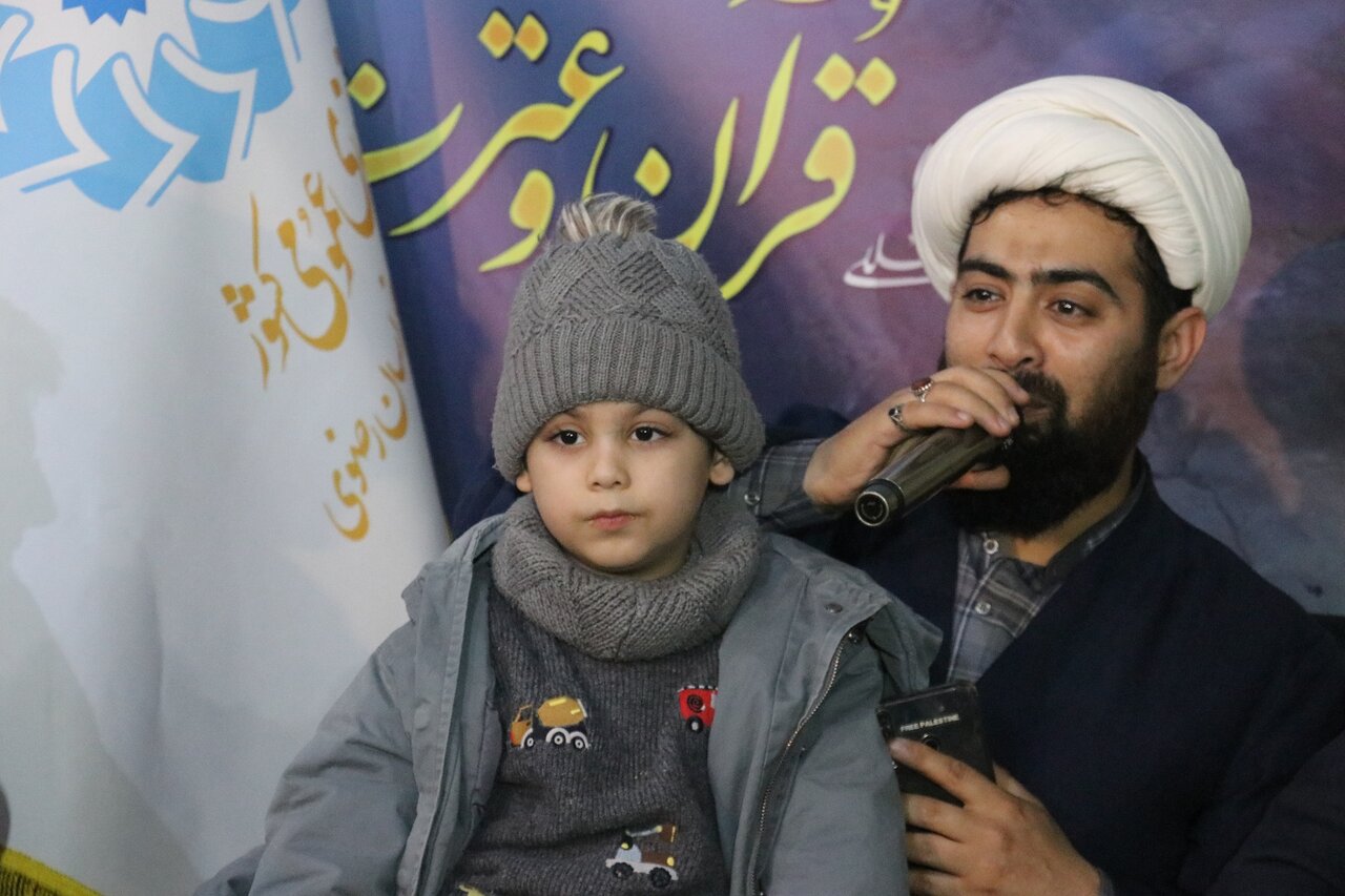 «خلوت انس»؛ ضیافت شعر آیینی در نوزدهمین نمایشگاه بین‌المللی قرآن و عترت مشهد