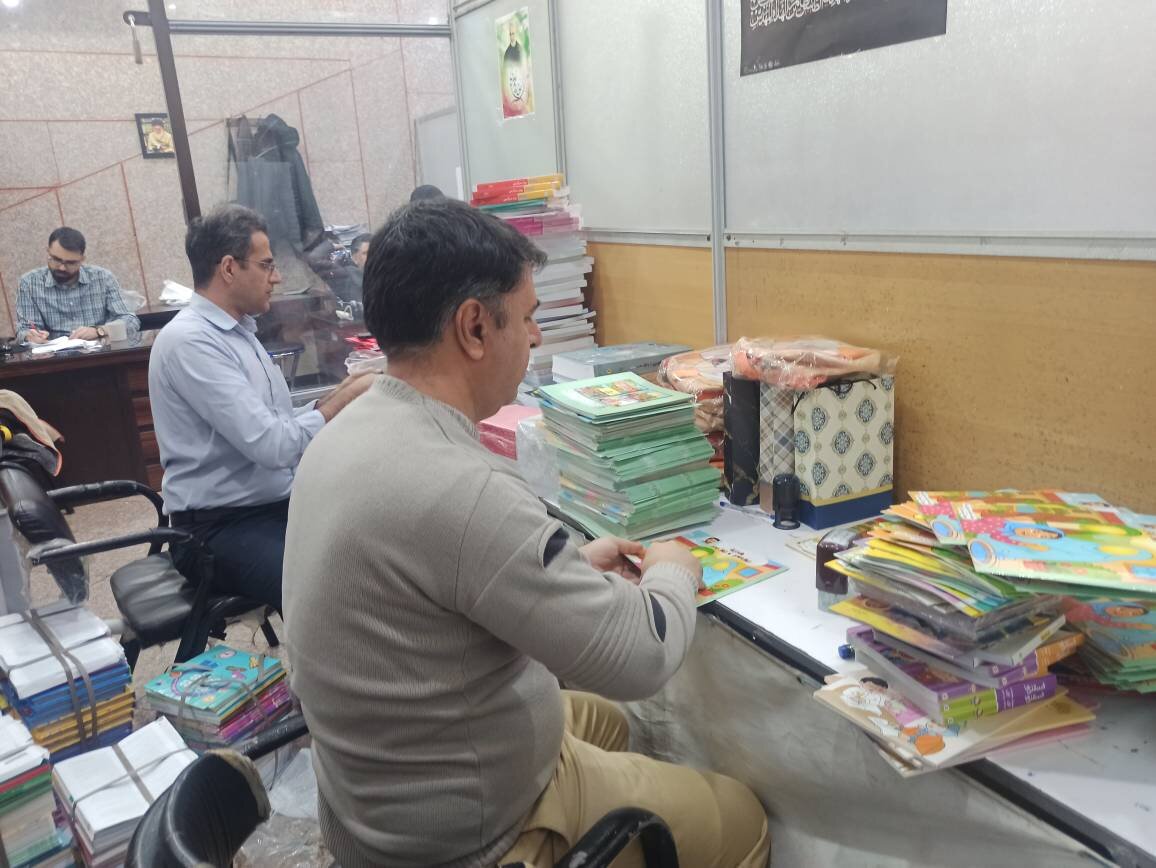 اهدای ۲۰۰۰ نسخه کتاب از سوی خانه موسسه کتاب تهران به اداره‌کل کتابخانه‌های عمومی لرستان