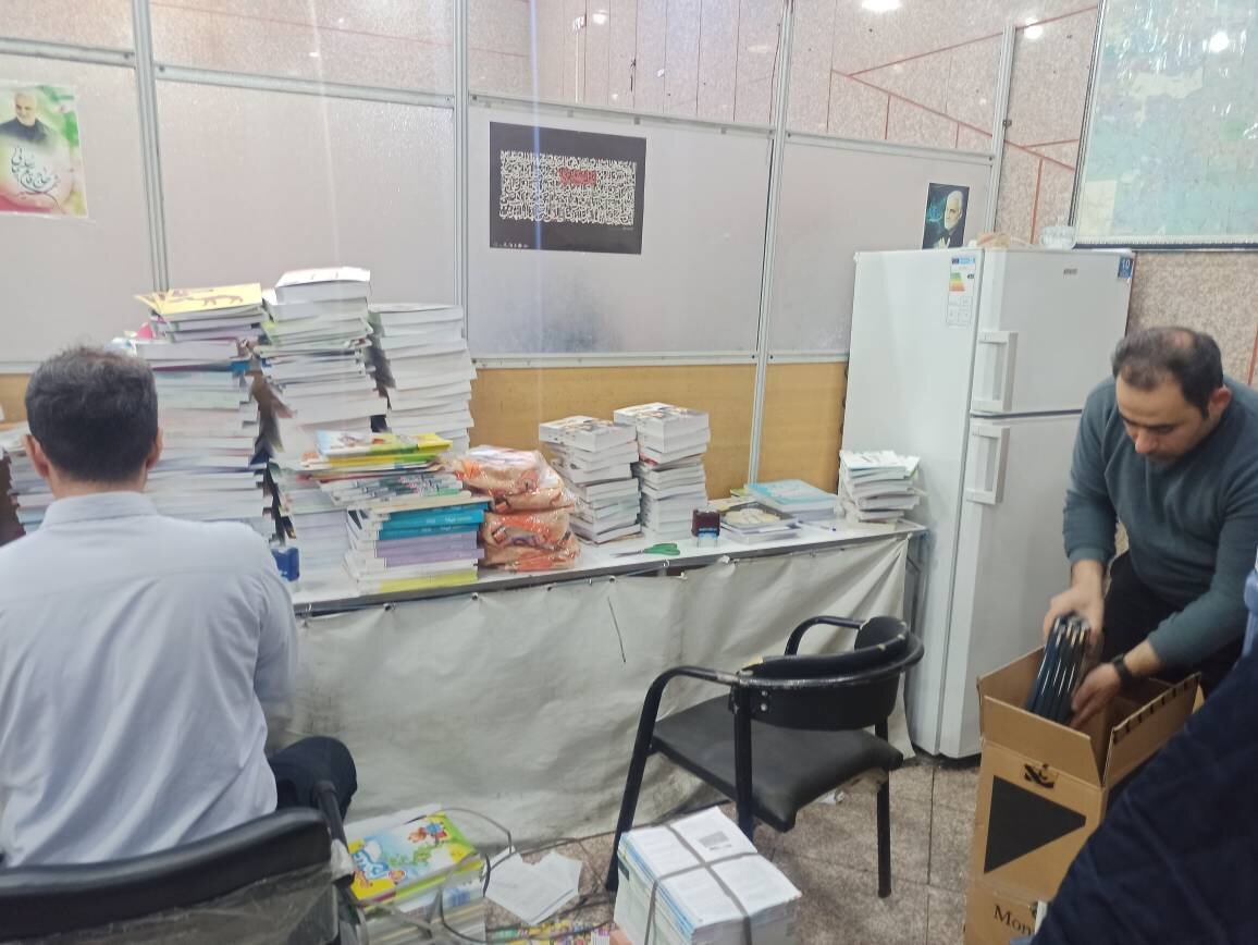 اهدای ۲۰۰۰ نسخه کتاب از سوی خانه موسسه کتاب تهران به ادارهکل کتابخانههای عمومی لرستان