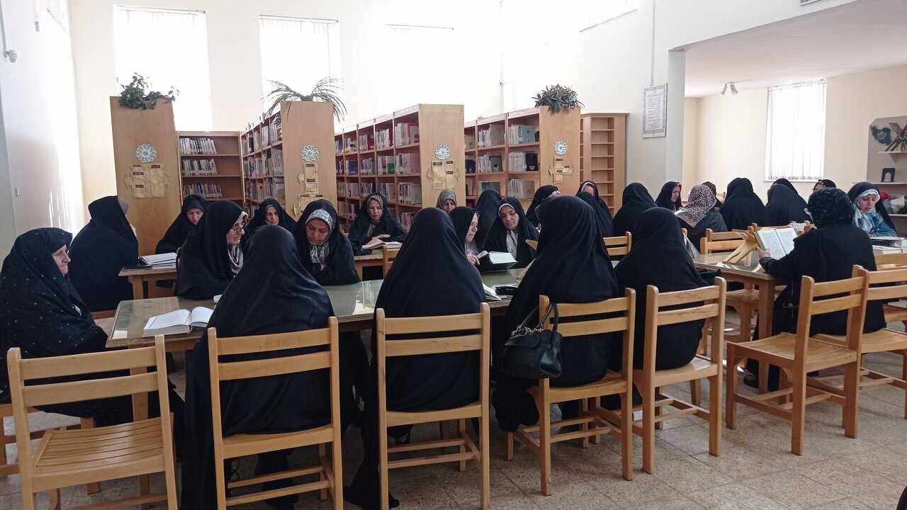 برگزاری جلسات جزءخوانی قرآن کریم در کتابخانه ابوعلی سینا سنبل آباد
