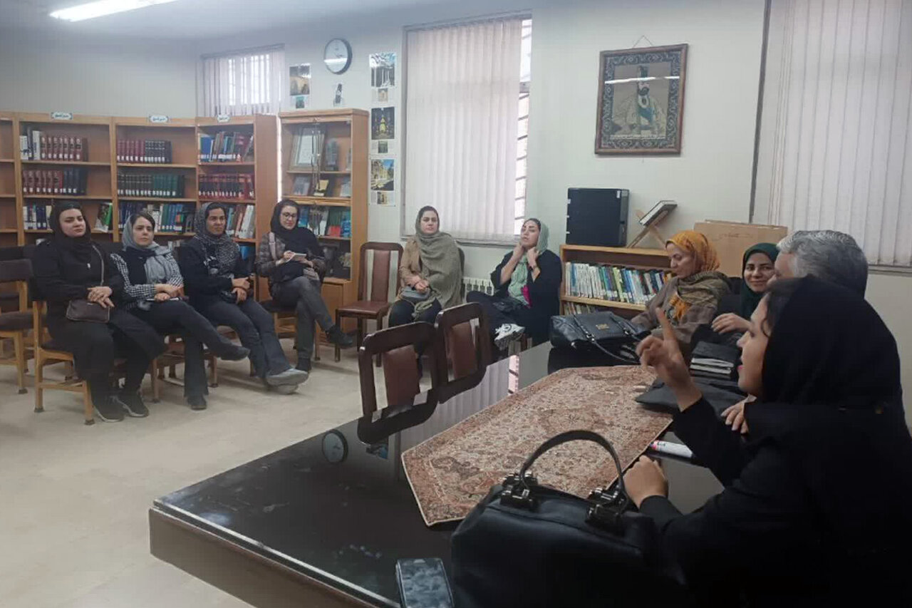 میزبانی از اقشار جامعه در کتابخانههای عمومی استان مرکزی