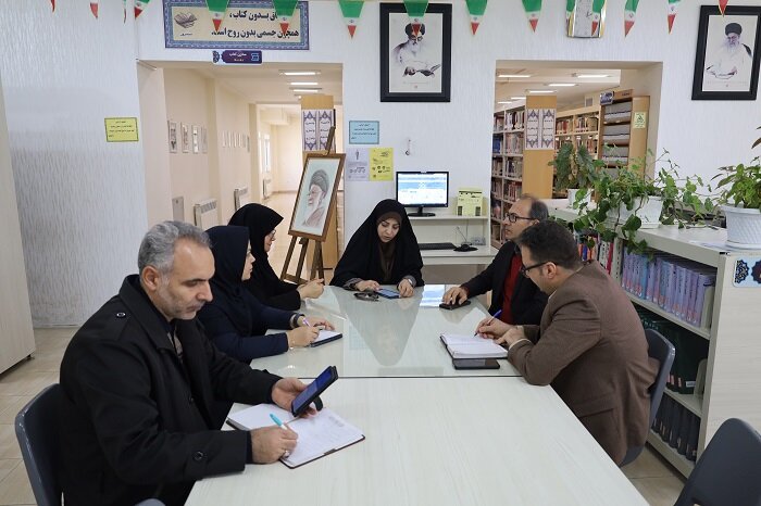 تأکید فرماندار شاهیندژ بر توسعه زیرساختهای کتابخانهای و کاهش آسیبهای اجتماعی از مسیر فرهنگ
