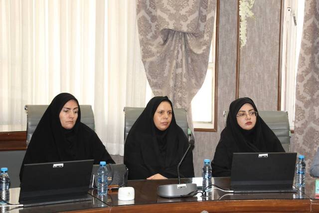 جلسه شورای اداری ادارهکل کتابخانههای عمومی استان کرمان برگزار شد