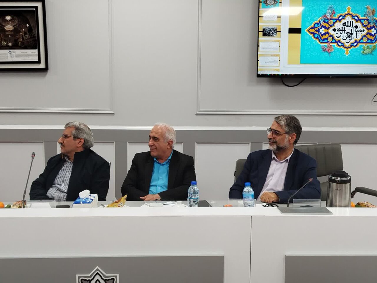 میزگرد تابآوری و آسیبپذیری کتابخانهها در قم برگزار شد