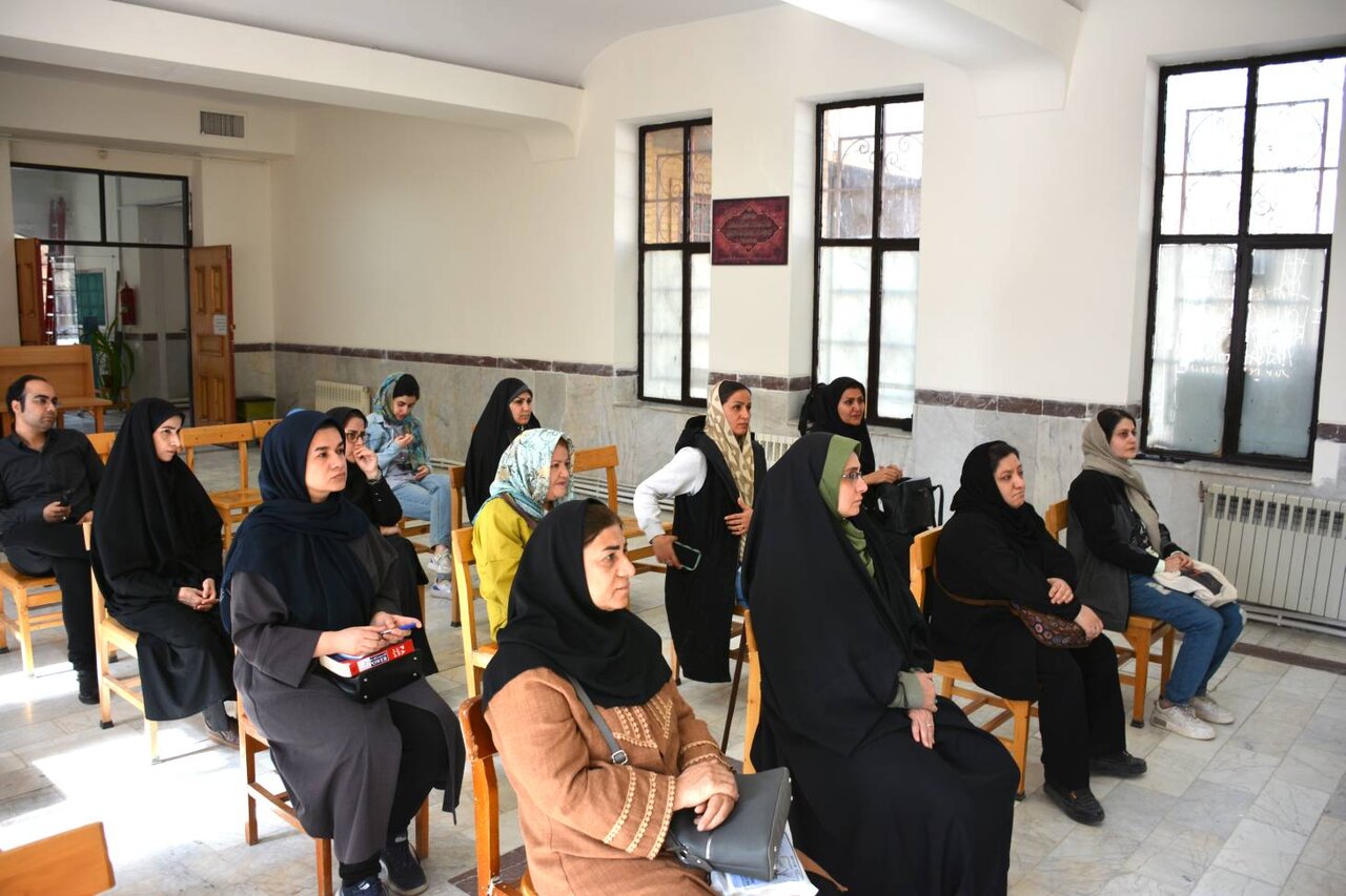 آگاهیبخشی سلامت روان در کتابخانههای عمومی