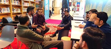 فعالیت های غرفه نهاد کتابخانه های عمومی کشور در سه شب نخست نمایشگاه بین المللی قرآن کریم