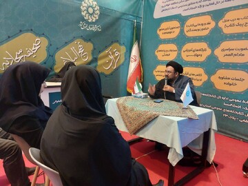 فعالیت های غرفه نهاد کتابخانه های عمومی کشور در سه شب نخست نمایشگاه بین المللی قرآن کریم