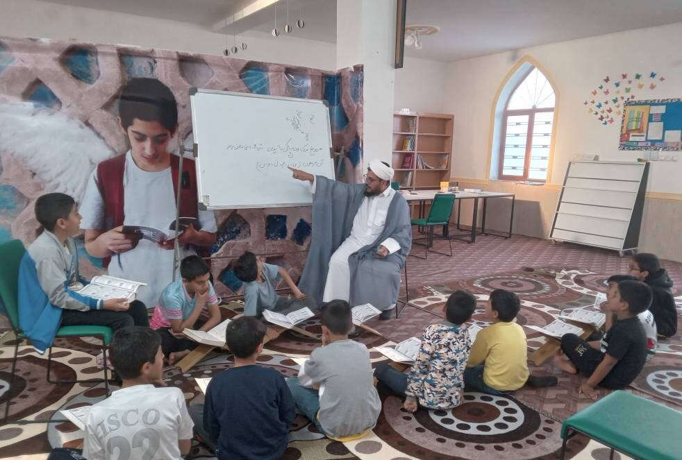 طرح «زندگی با آیه‌ها» ویژه نوجوانان در کتابخانه حاج فتح‌الله برزین برگزار می‌شود
