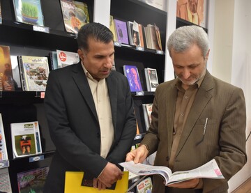 بازدید اعضاءانجمن کتابخانه‌های عمومی استان خراسان رضوی از کتابخانه مرکزی امام خمینی (قدس‌سره) مشهد