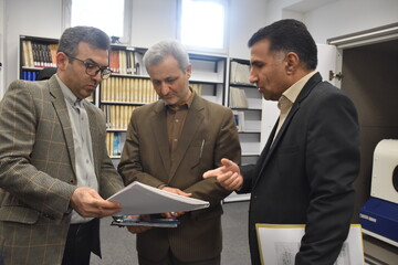 بازدید اعضاءانجمن کتابخانه‌های عمومی استان خراسان رضوی از کتابخانه مرکزی امام خمینی (قدس‌سره) مشهد