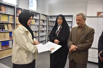 بازدید اعضاءانجمن کتابخانه‌های عمومی استان خراسان رضوی از کتابخانه مرکزی امام خمینی (قدس‌سره) مشهد
